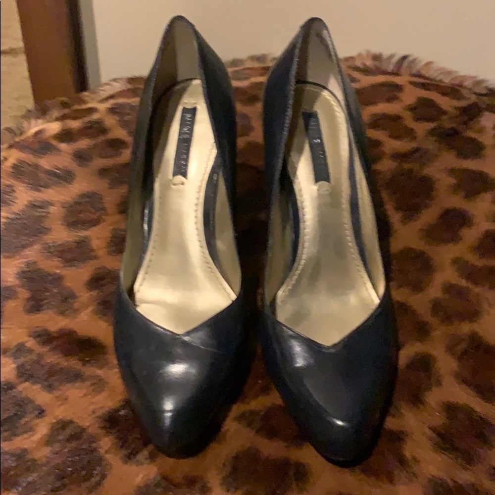 Navy Nine West pumps
